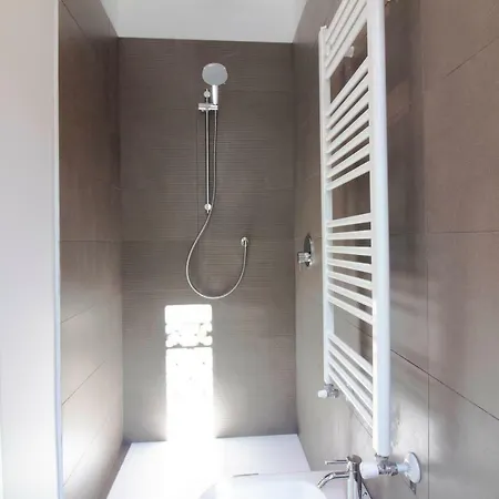 Nerino 5 Charme Apartment *