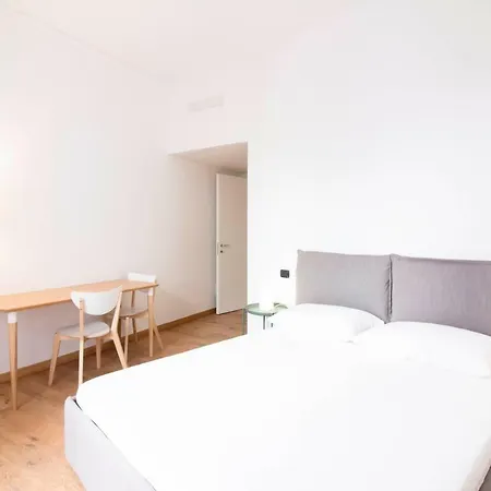 Apartment Nerino 5 Charme Milan