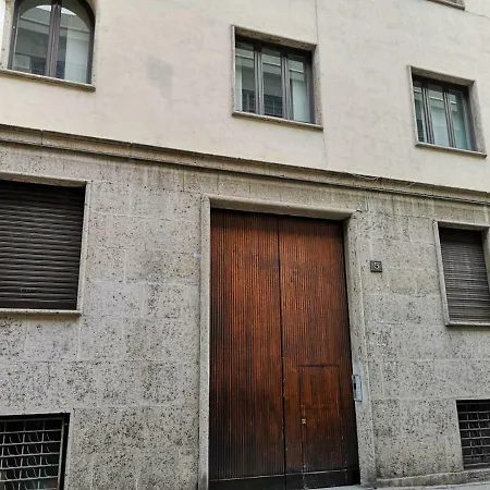Apartment Nerino 5 Charme Milan